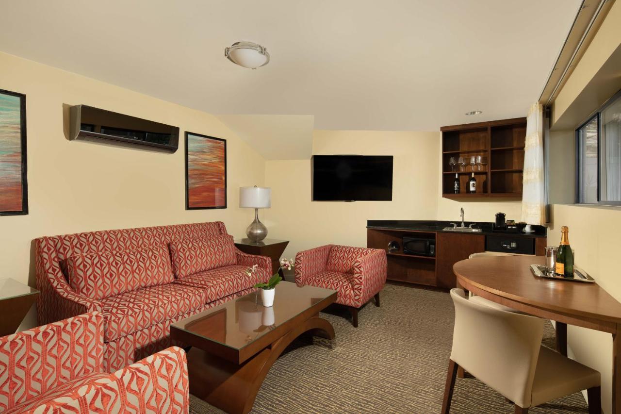 Cormorant Boutique 3*